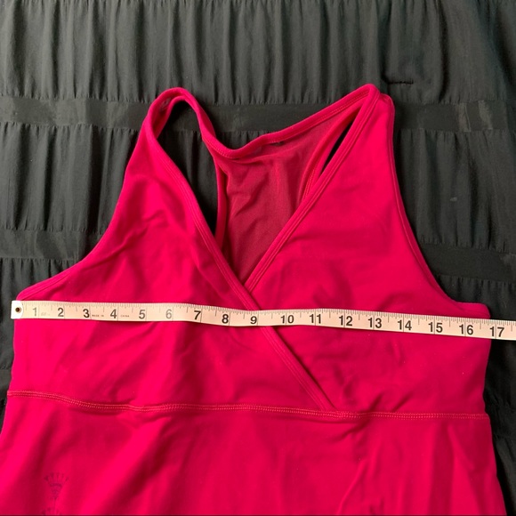 Magenta tank workout. No size tag. Size l/xL See approximate measurement pics. - Picture 14 of 14